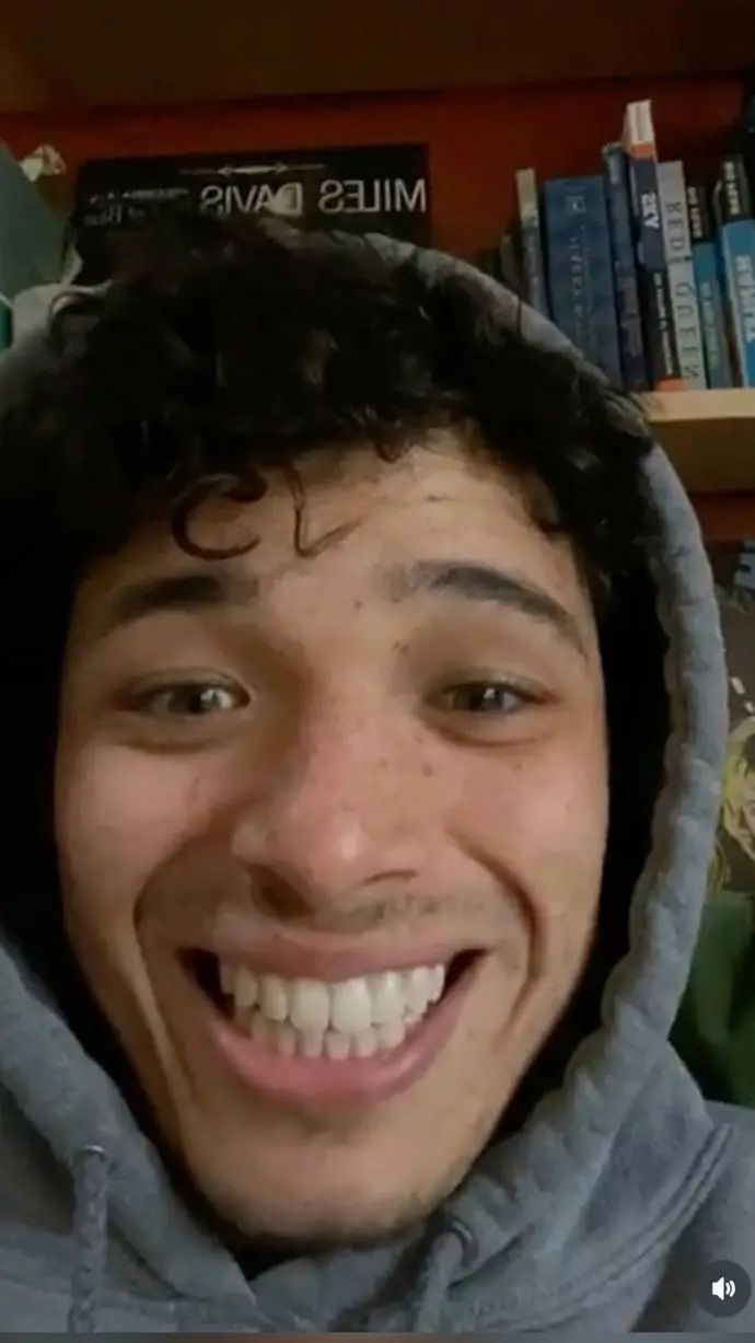 ai character: Anthony Ramos background