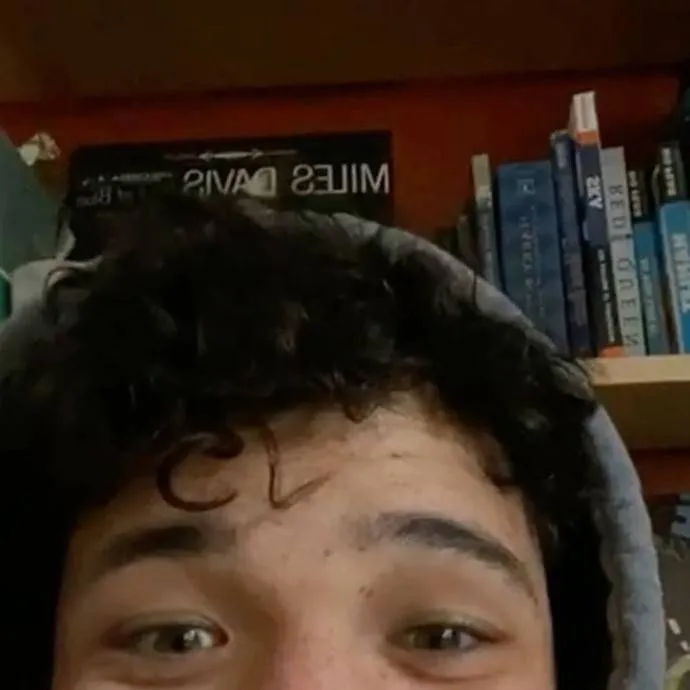 chat with ai character: Anthony Ramos