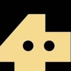 chat with ai character: Talkie