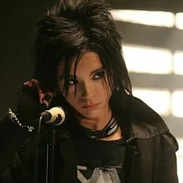 chat with ai character: bill Kaulitz