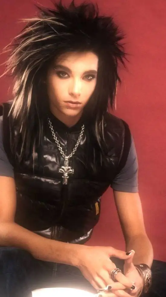 ai character: bill Kaulitz background