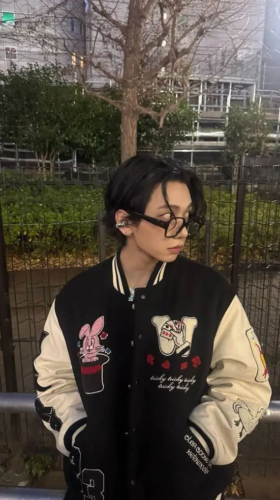 ai character: MYUNG JAEHYUN background