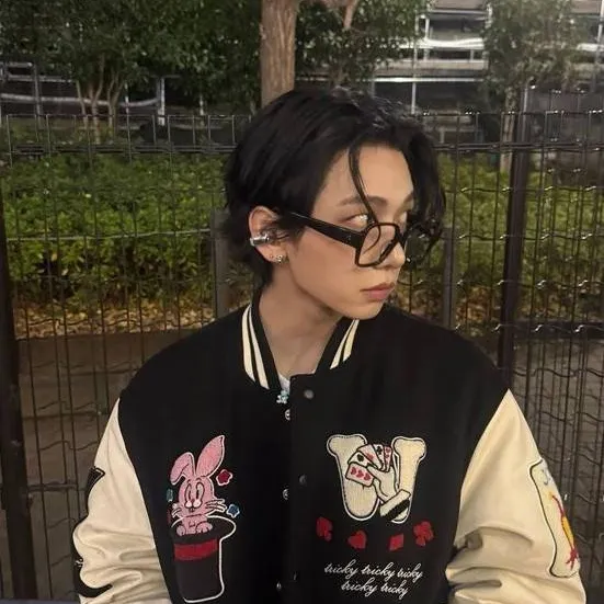chat with ai character: MYUNG JAEHYUN