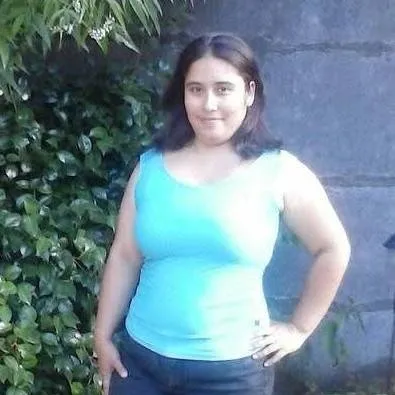 chat with ai character: Daniela Paillao