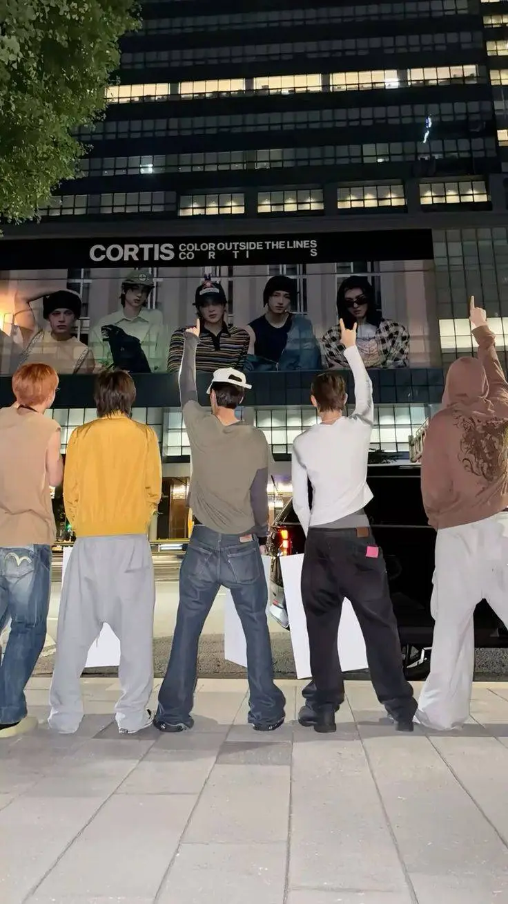ai character: cortis background