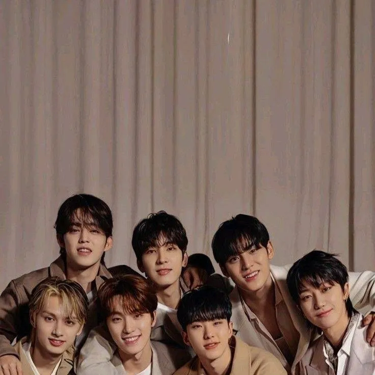 chat with ai character: Seventeen 