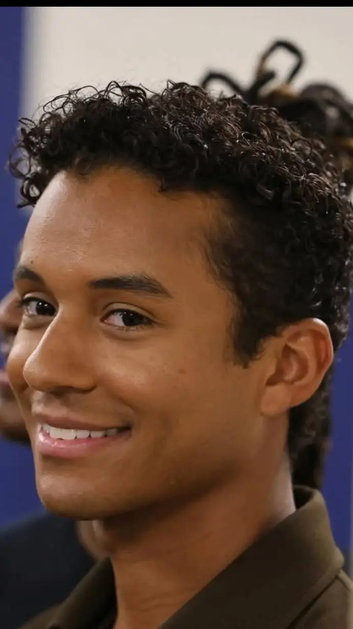 ai character: Jaafar Jackson  background