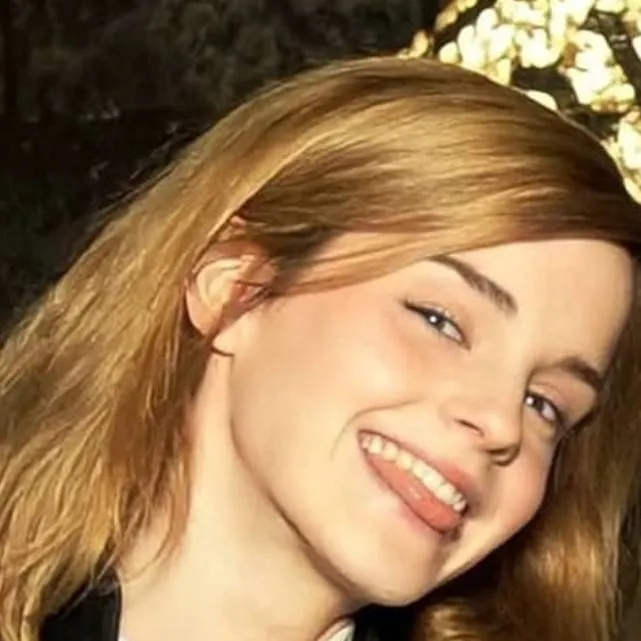 chat with ai character: Emma Watson