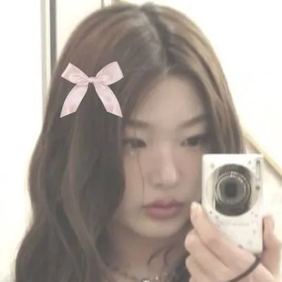 chat with ai character: yonnchae