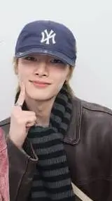 ai character: luk background