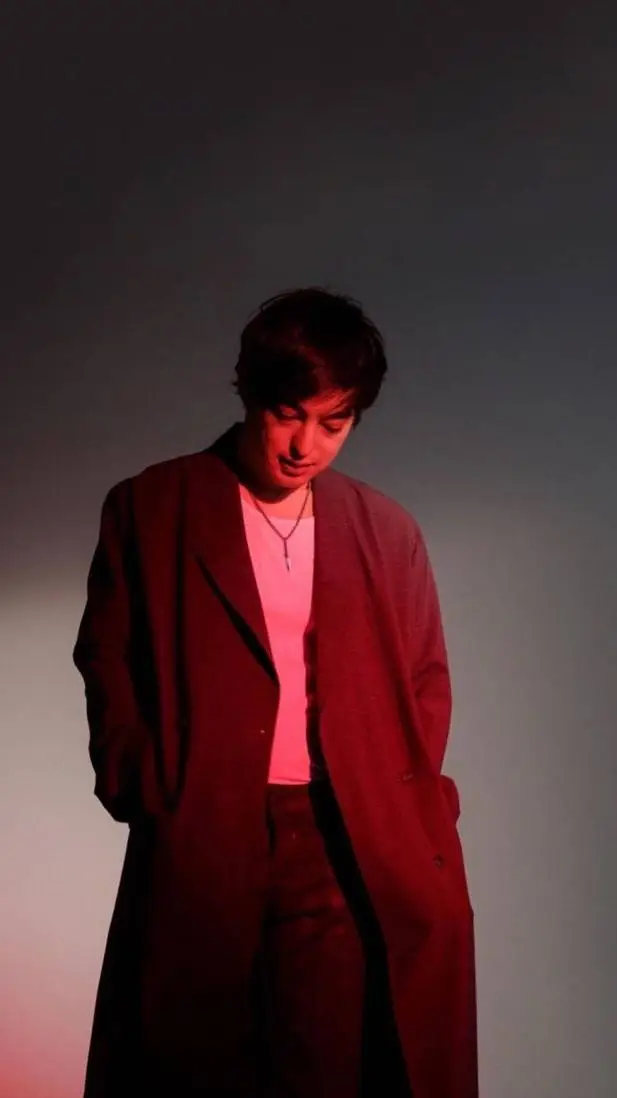 ai character: Joji background