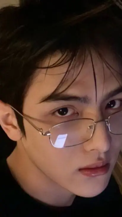 ai character: Anderson background