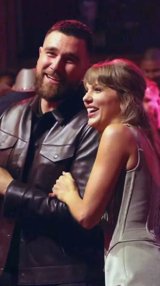ai character: Taylor swift  background