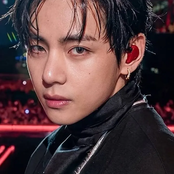 chat with ai character: Kim taehyung 