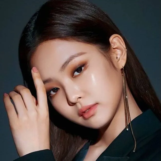 chat with ai character: Jennie Kim 
