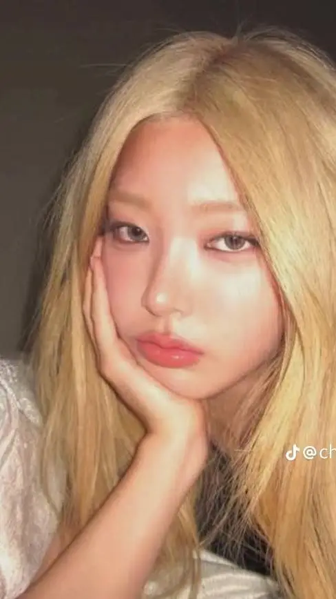 Talkie AI - Chat with Yoonchae