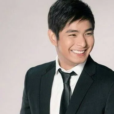 chat with ai character: James