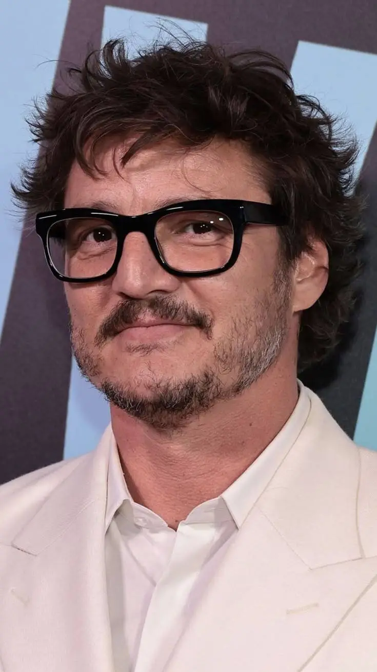 ai character: Pedro Pascal background