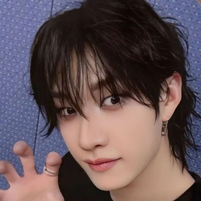 chat with ai character: Bangchan