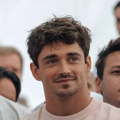chat with ai character: Charles leclerc