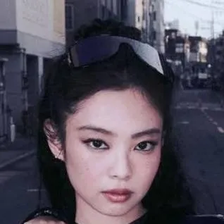 chat with ai character: jennie
