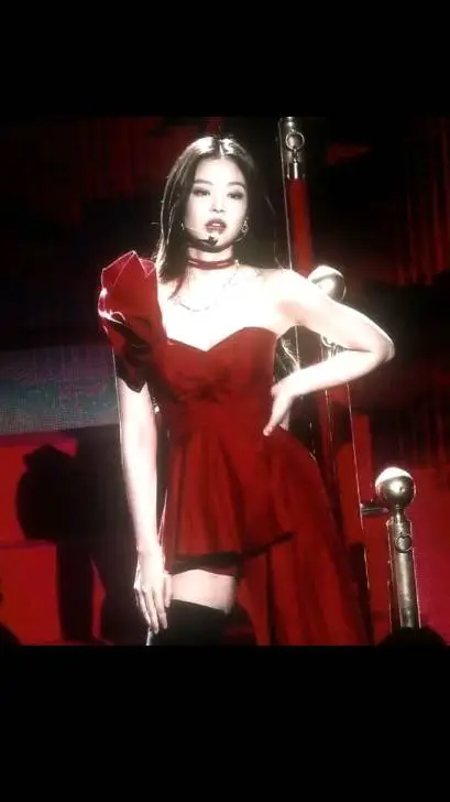 ai character: جيني background