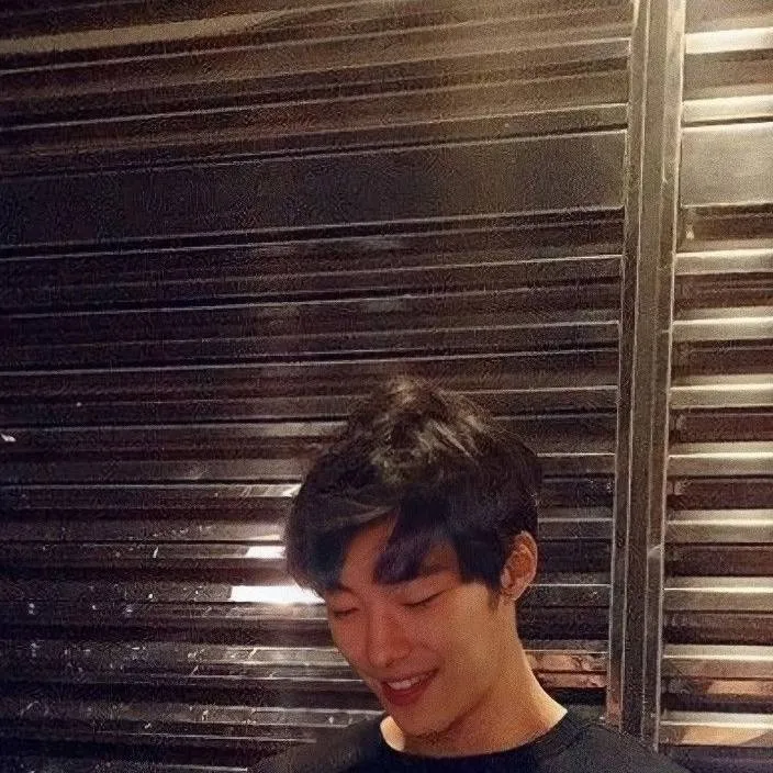 chat with ai character: woo do hwan