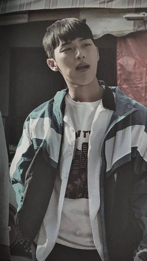 ai character: Choi Hyun Wook  background