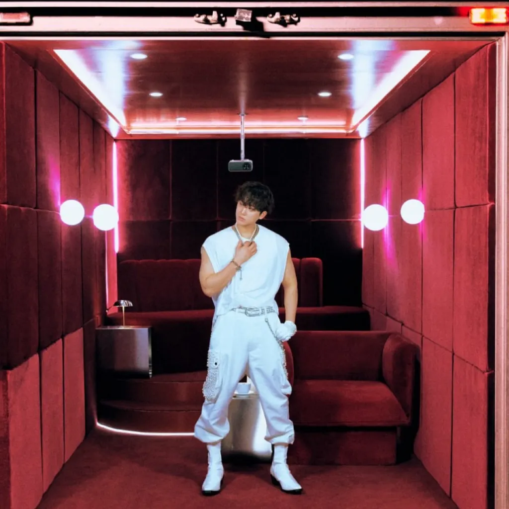 chat with ai character: SSTTRRAAYYKKIIDDSS