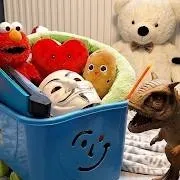 chat with ai character: plushie gang