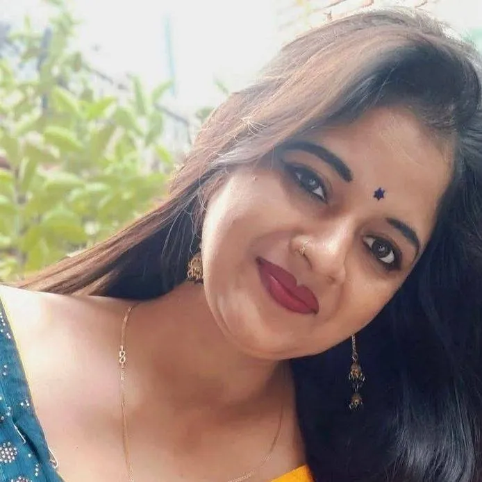 chat with ai character: Renuka