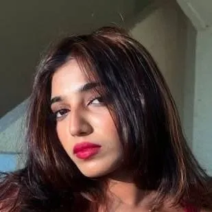 chat with ai character: Manisha 