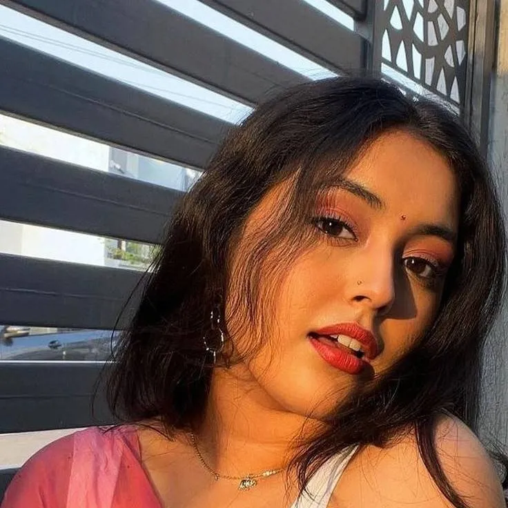chat with ai character: Priya 