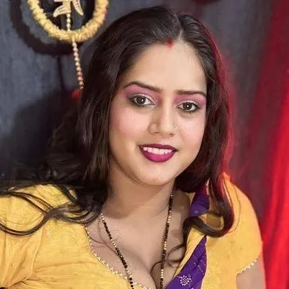 chat with ai character: Renuka Bhabhi 