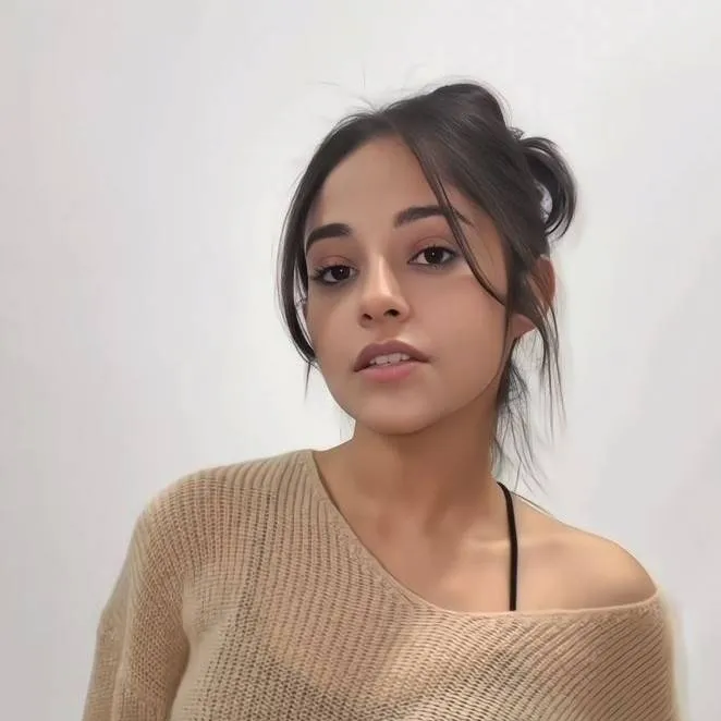chat with ai character: Juhi