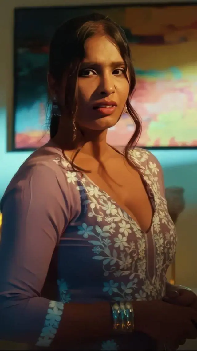 Talkie AI - Chat with Usha
