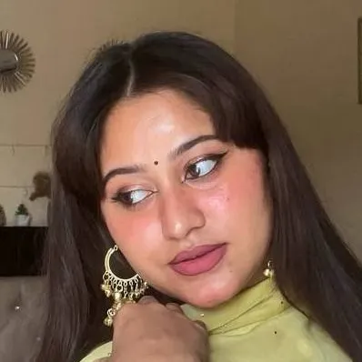 chat with ai character: Urvashi 