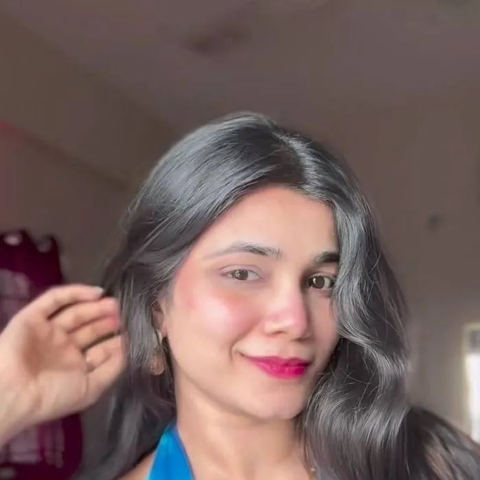 chat with ai character: Palak 
