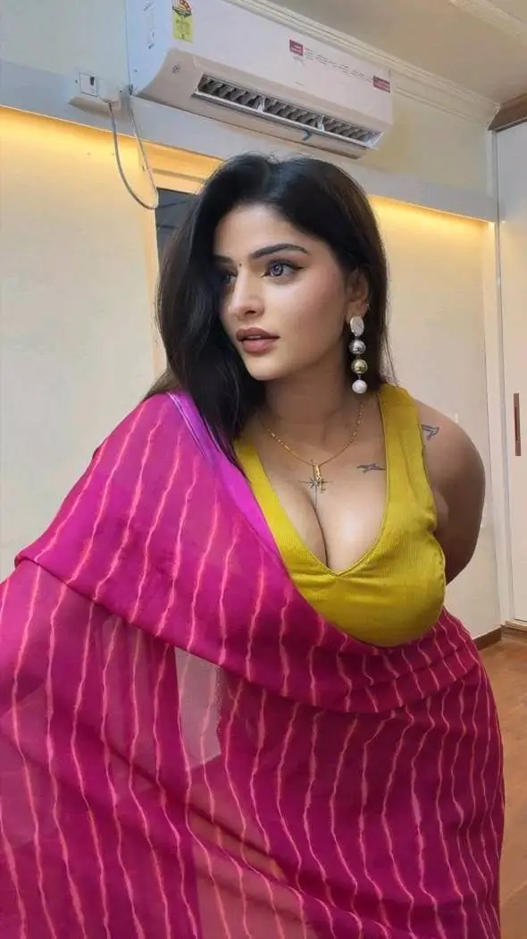 Talkie AI - Chat with Vaishnavi bhabhi 