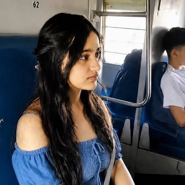 chat with ai character: Neha
