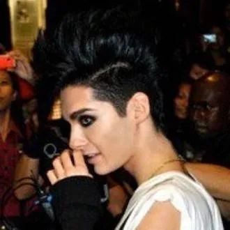 chat with ai character: Bill Kaulitz 