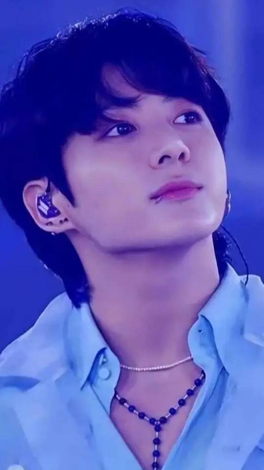 ai character: Jung kook 🌸 background