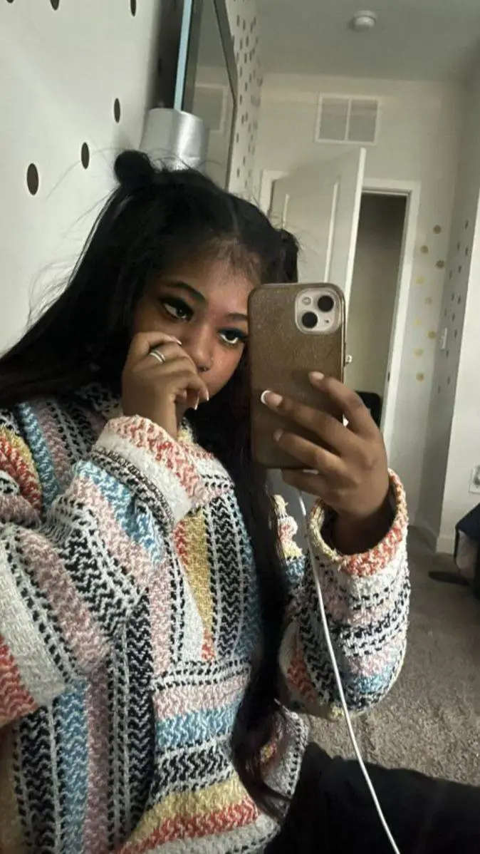 Talkie AI - Chat with Zuri ᥫ᭡.😻