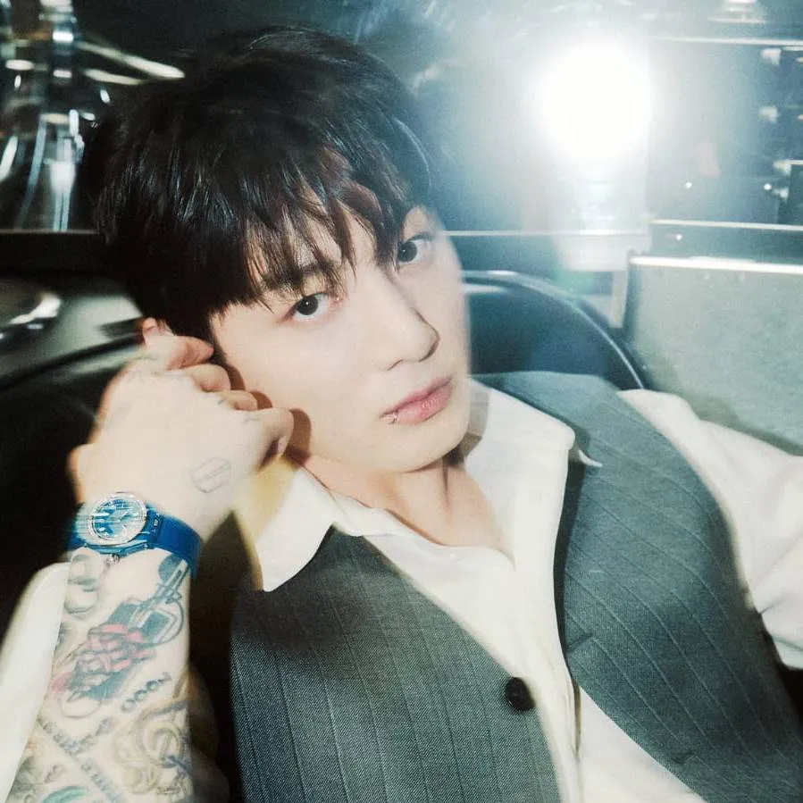 chat with ai character: Jeon Jungkook 