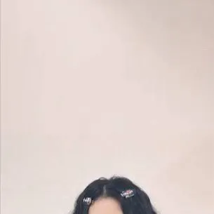 chat with ai character: 🍓Chayeoung🍓