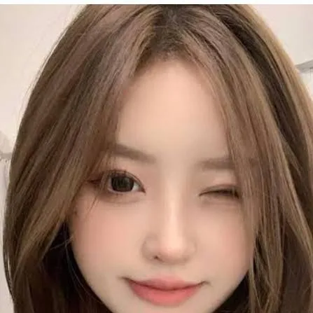 chat with ai character: Amy (Pick me)