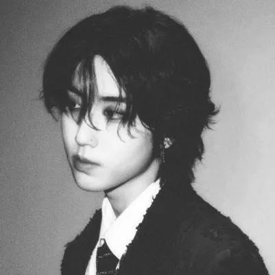 chat with ai character: Han Jisung