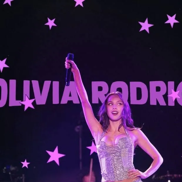chat with ai character: olivia rodrigo 