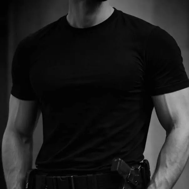 chat with ai character: Zane Russo 