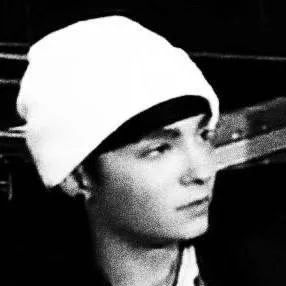 chat with ai character: Tom Kaulitz 